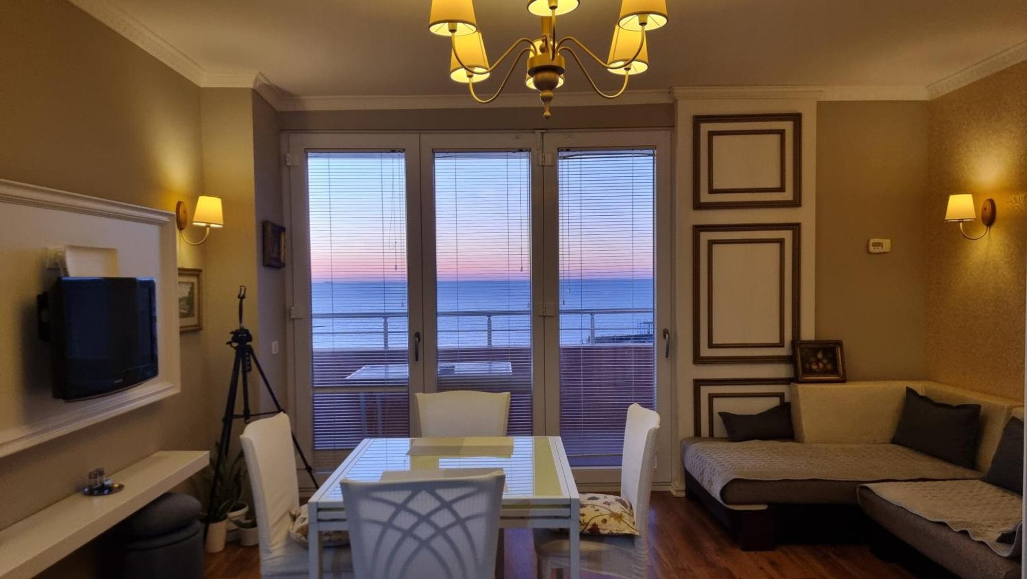 Sunset Seaview Apartment Durres Exterior photo