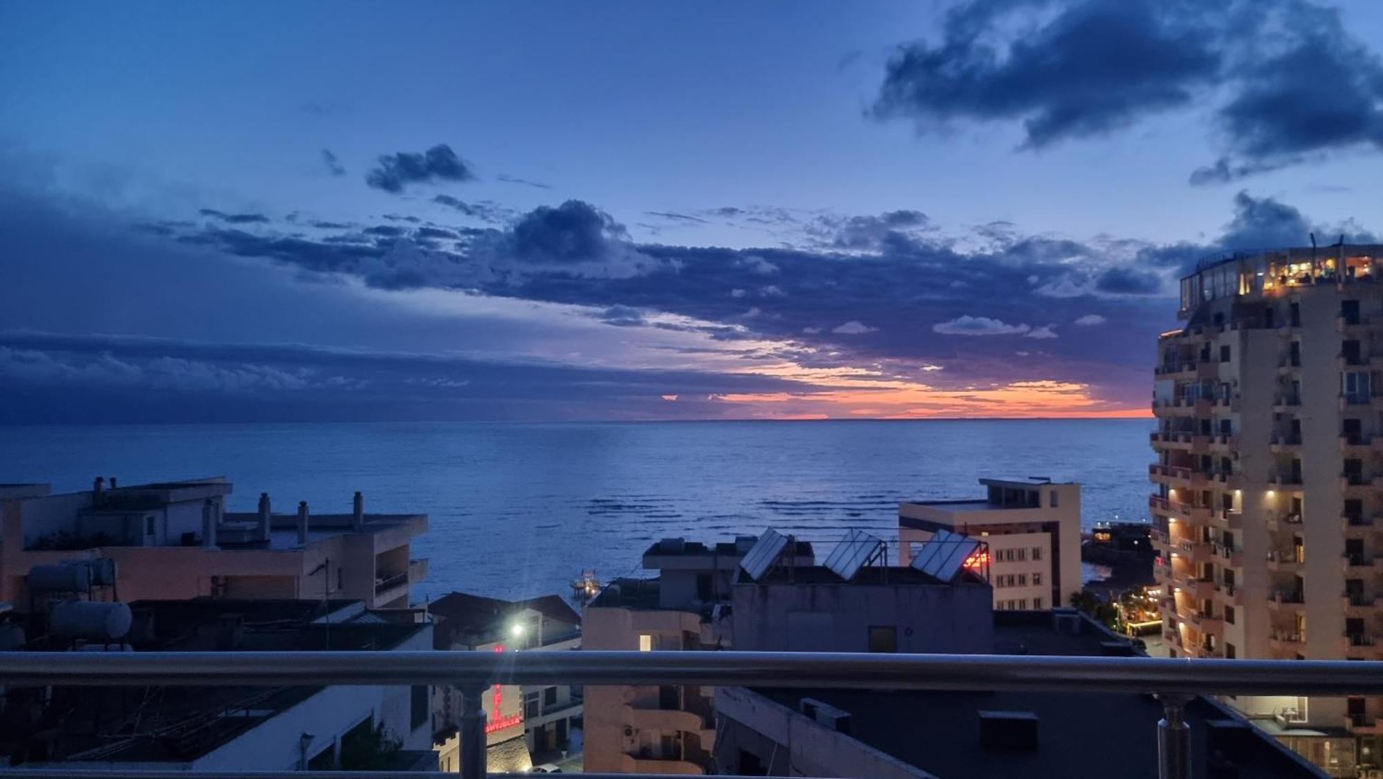 Sunset Seaview Apartment Durres Exterior photo